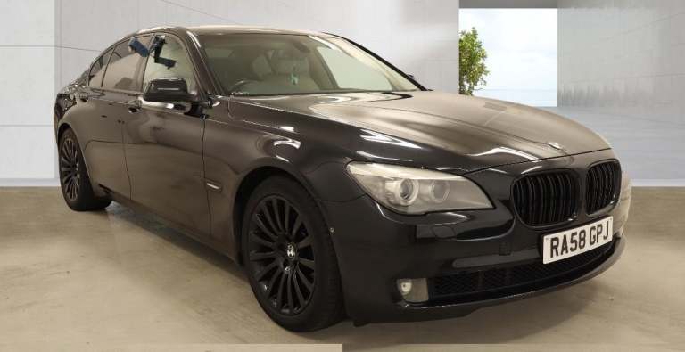 2009 BMW 7 Series 740i 4dr Auto SALOON PETROL Automatic