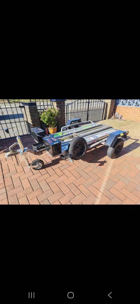 Motorbike trailer 
