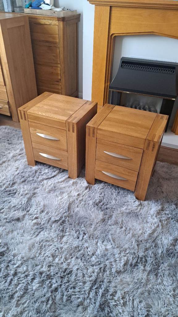 Pair solid oak bedside tables 