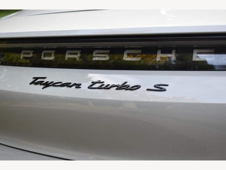 2020 70 PORSCHE TAYCAN 0.0 TURBO S 93KWH 4D 751 BHP