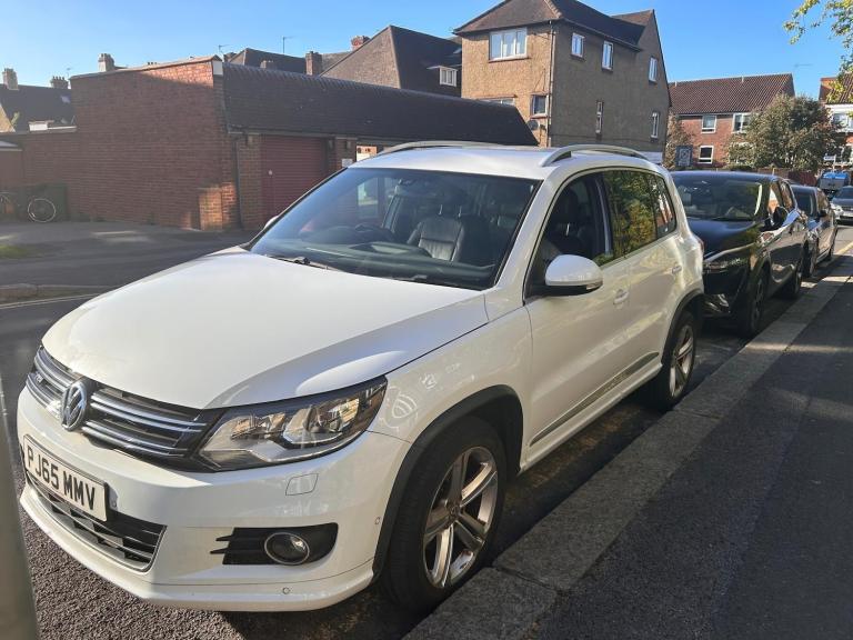 2015 Volkswagen Tiguan 2.0 TDI BlueMotion Tech R-Line Edition DSG 4WD Euro 6 (s/s) 5dr ESTATE Die...