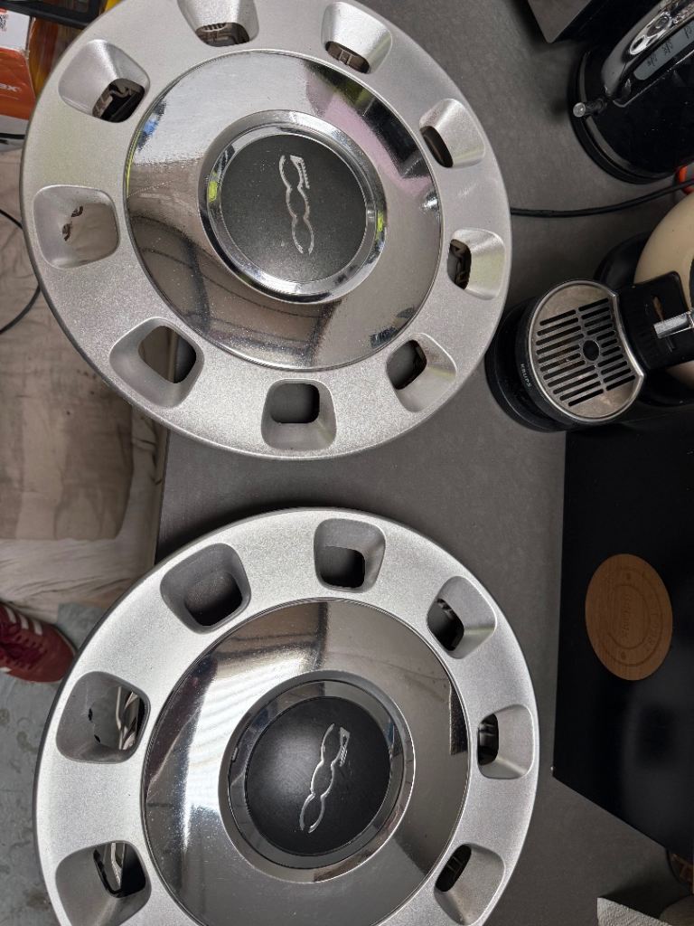 fiat 500 wheels trim chrome centre 