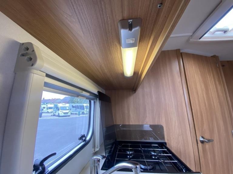 2014 SWIFT FREESTYLE SE S2 TOURING CARAVAN