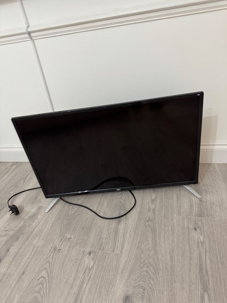 32 in Smart TV BUSH