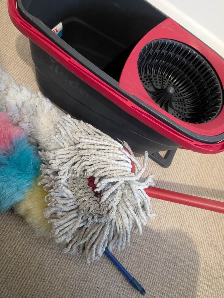 Vileda turbo Smart spin bucket and mop & duster