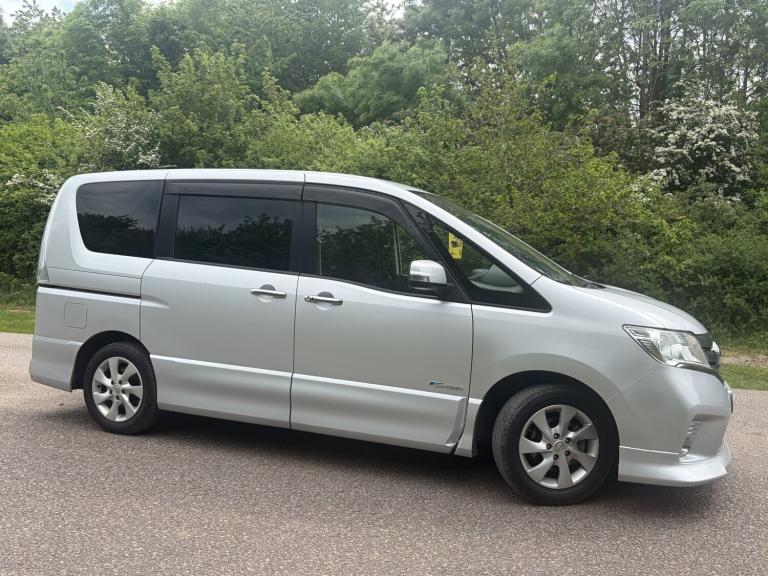 NISSAN 100NX  2025