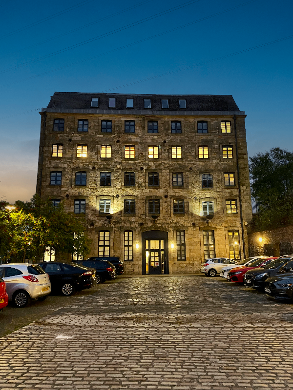 Penthouse Office to Let in Glasgow's City Centre