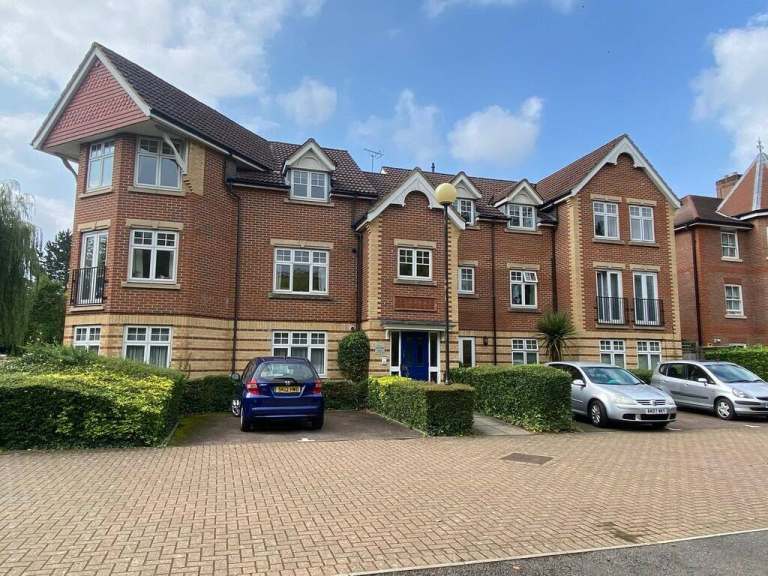 Nascot Wood Ground Floor Apartment to rent