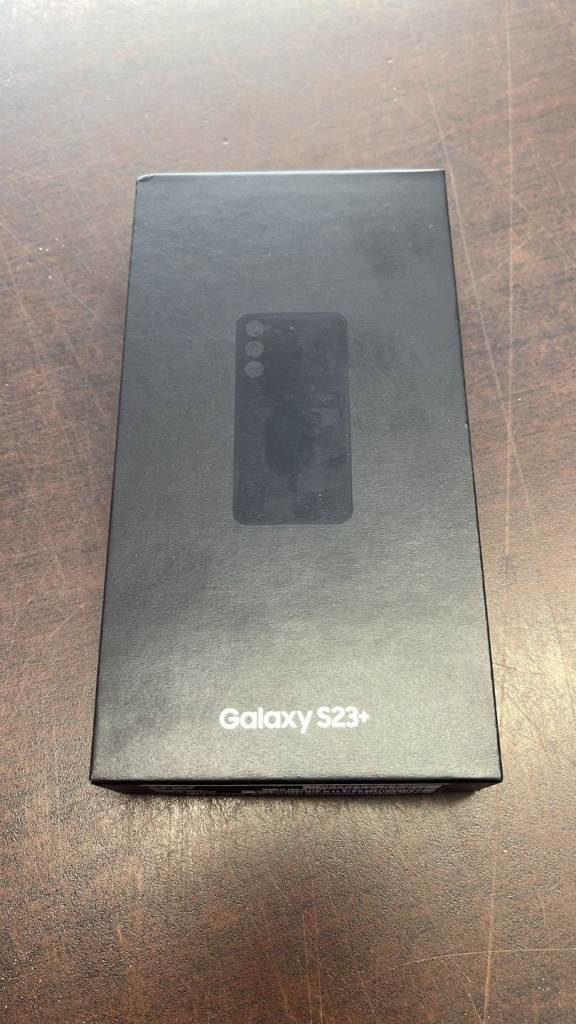 Samsung Galaxy s23 plus 256g £320 unlocked with Samsung warranty