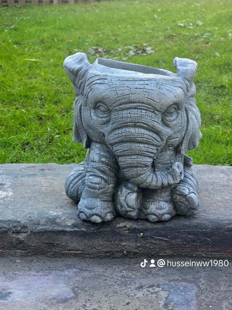 tangible garden decorations 