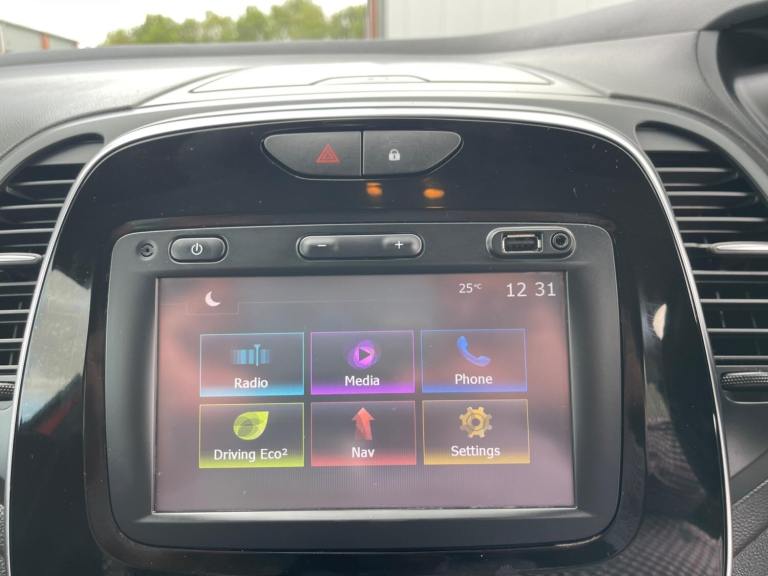 2018 Renault Captur 1.5 dCi ENERGY Iconic Euro 6 (s/s) 5dr HATCHBACK Diesel Manual