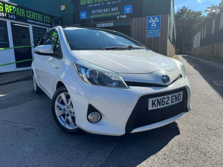 2012 Toyota Yaris 1.5 VVT-i Hybrid T Spirit 5dr CVT HATCHBACK Petrol/Electric Hybrid Automatic