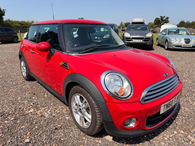 MINI HATCH 1.6 One D Euro 5 (s/s) 3dr (red) 2011