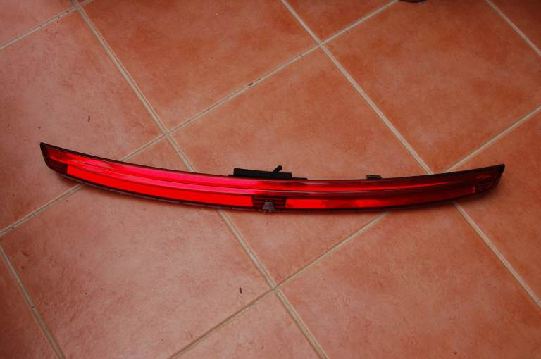 Citroen C4 Picasso '61 Rear Window Brake Light & Washer Outlet for Charity Donation