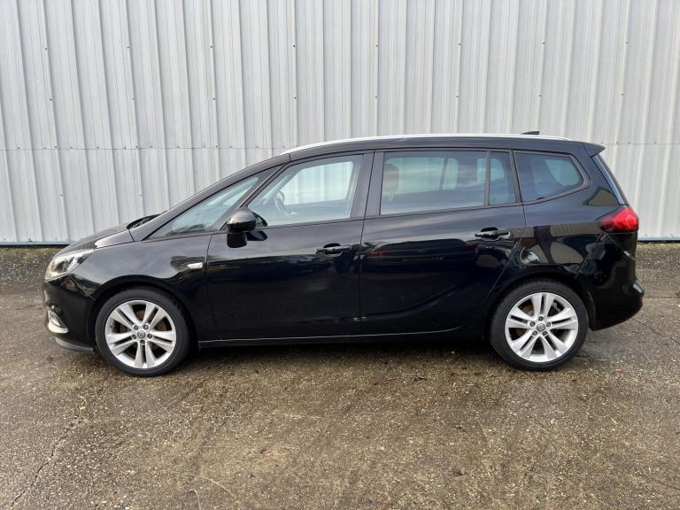 VAUXHALL ZAFIRA TOURER 1.4 i Turbo SRi Nav Black Manual Petrol 2017