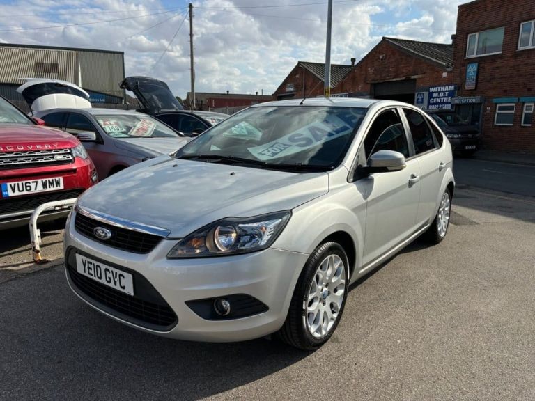2010 Ford Focus 1.6 Zetec S Hatchback 5dr Petrol Manual (157 g/km, 113 bhp) Hatchback Petrol Manual
