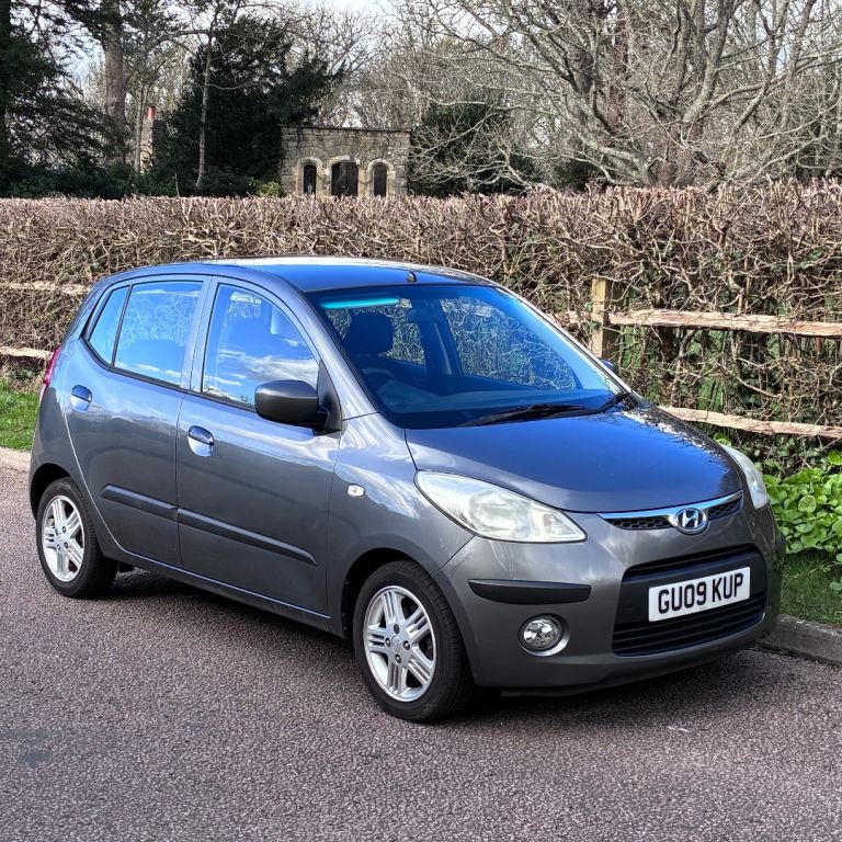 2009 HYUNDAI i10 COMFORT - 1.2 - £35 YEAR TAX - FULL SERVICE HISTORY - 65 MPG