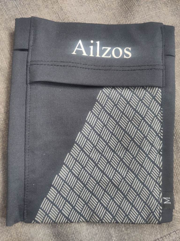 Sleeve for phone/ipod