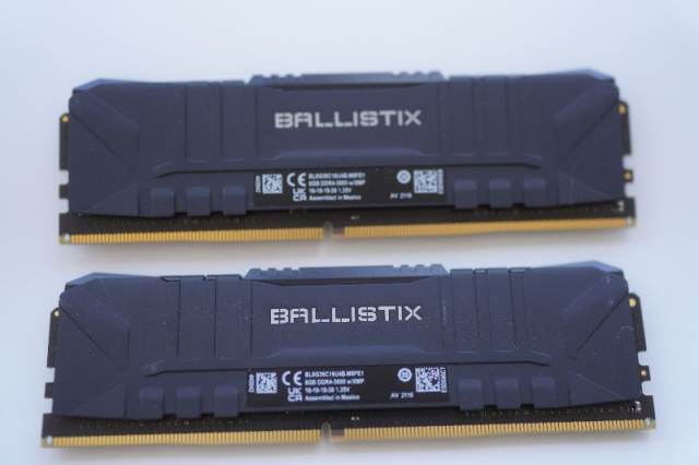DDR4 32GB RAM Crucial Ballistix Gaming Memory (4x8GB) CL16 | in