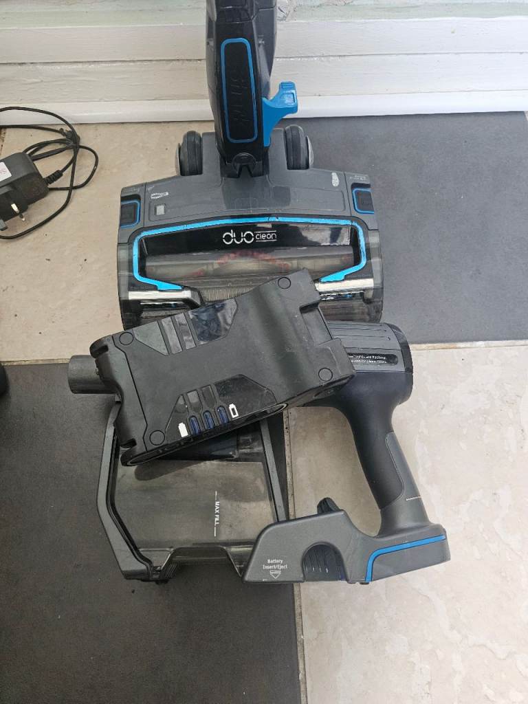 Shark Duo Clean x 2 Cordless vacuum cleaners ++++++++++, £120.00 for Sale
