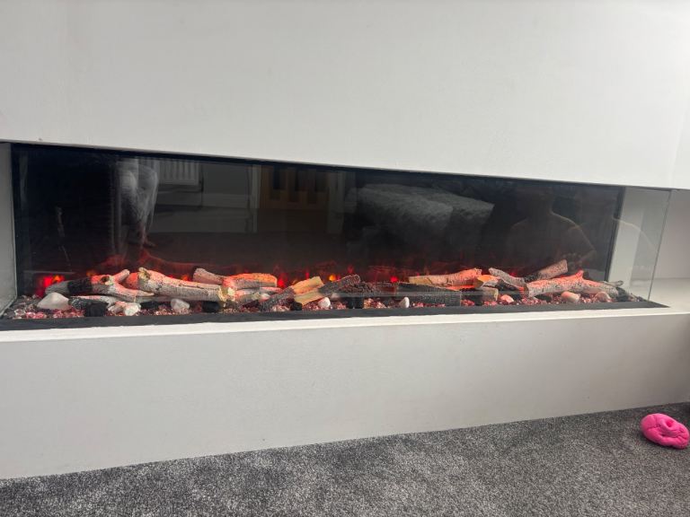 Led eletric media wall fire 