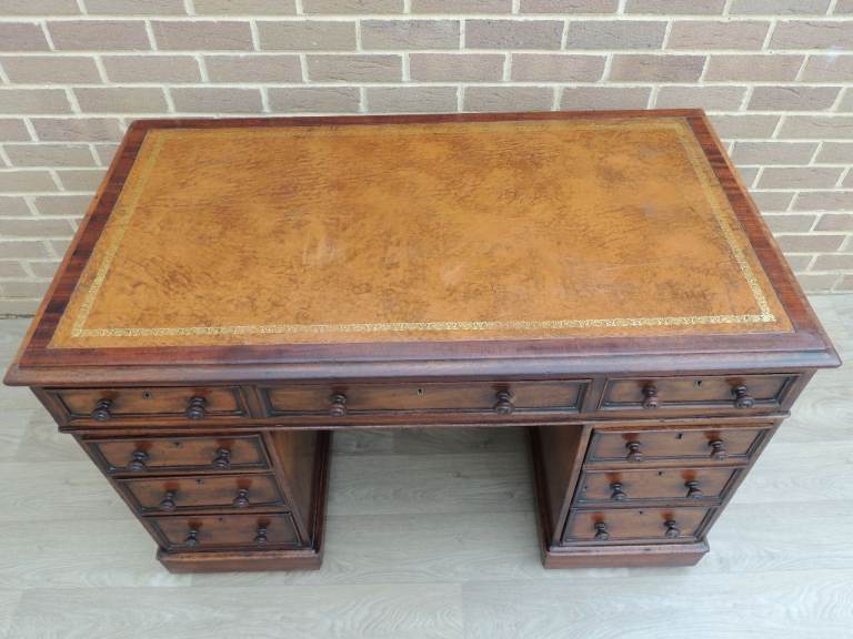Antique Victorian Pedestal Desk (UK Delivery)