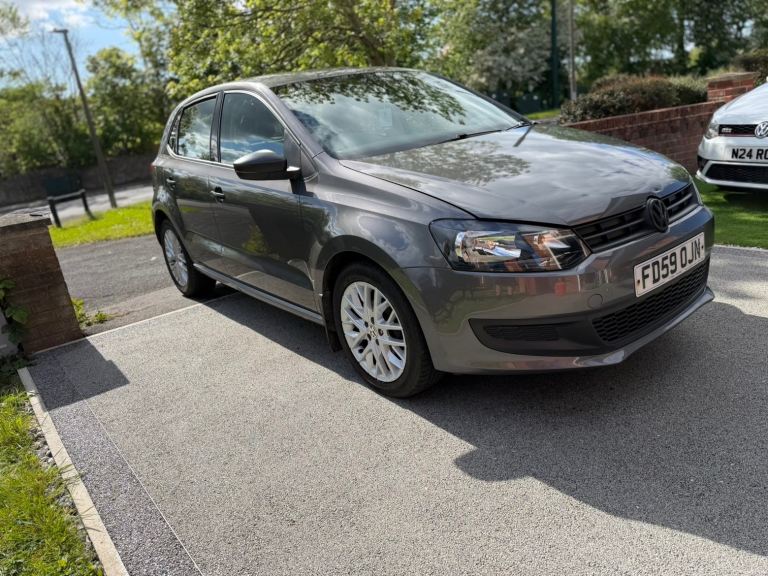 2010 1.2 petrol Volkswagen polo LOW MILEAGE - 51000 Perfect for new drivers. Very low mileage!!