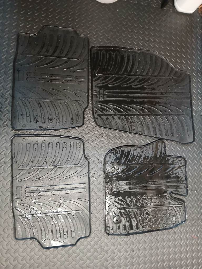 Mk5 Mondeo floor mats and boot liner