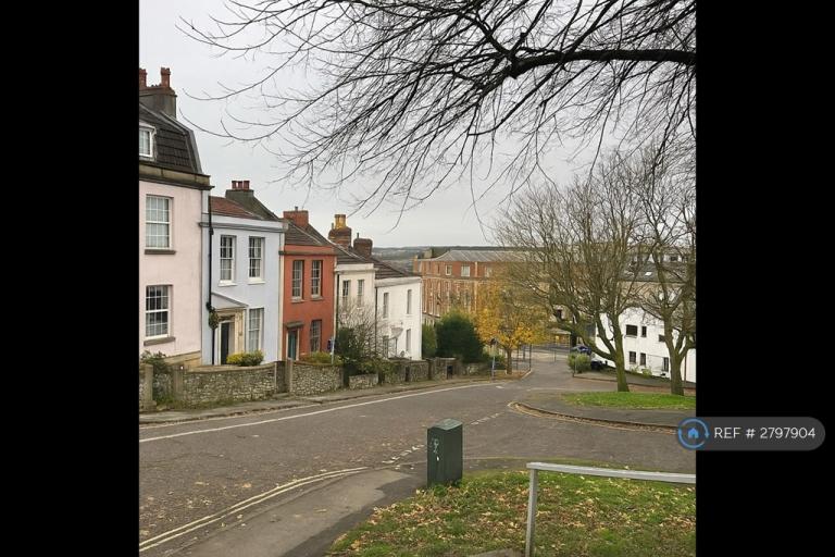 2 bedroom flat in Ninetree Hill, Bristol, BS1 (2 bed) (#2797904)