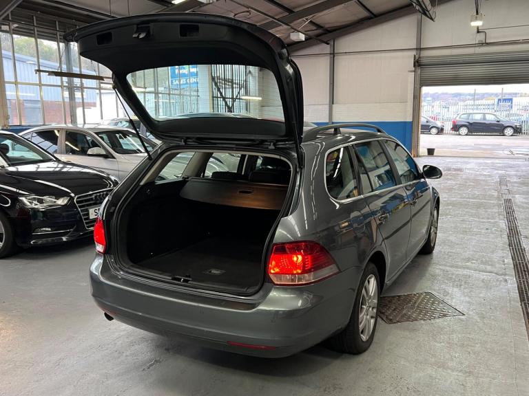 2012 Volkswagen Golf 1.6 TDI SE DSG Euro 5 5dr ESTATE Diesel Automatic