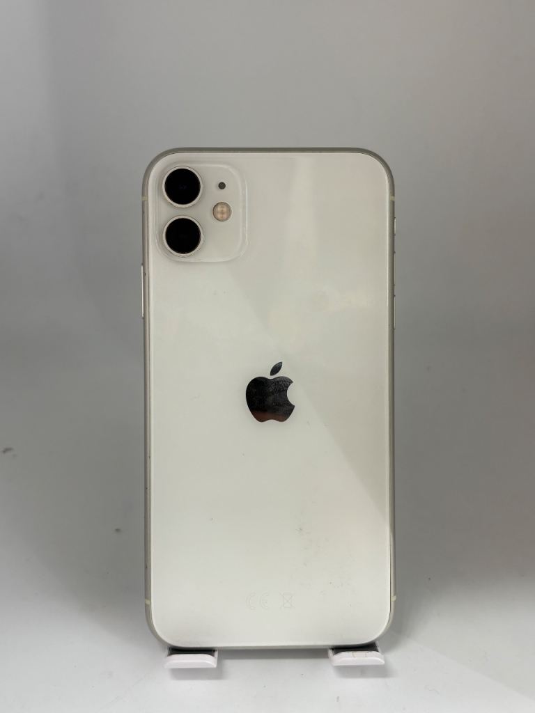 Apple iPhone 11 White – Good Condition