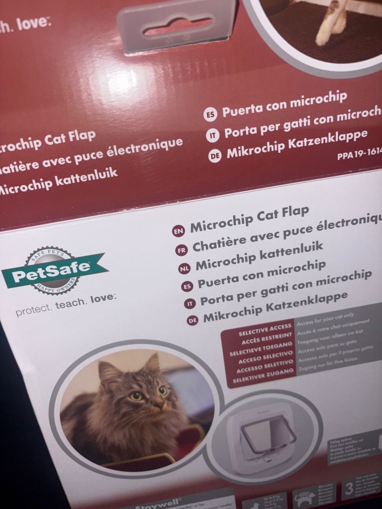 Brand new microchip cat flap 