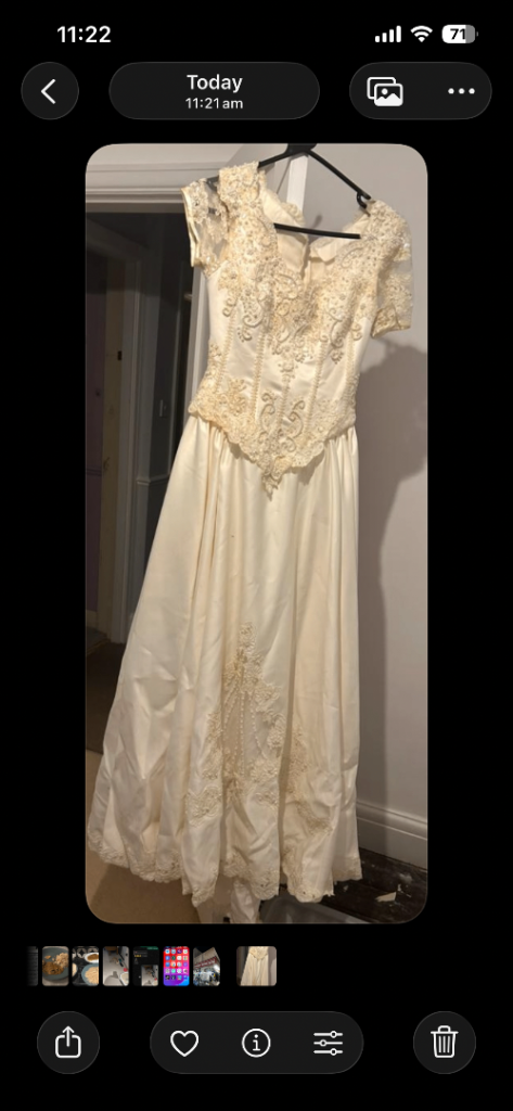 Cream Wedding Dress with Lace Detail – Good Condition