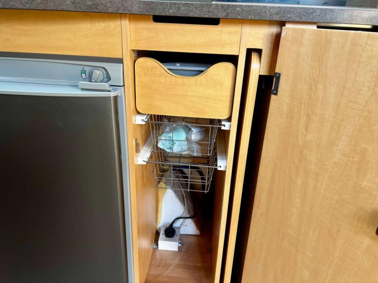 2011 Peugeot Olympus 462 Olympus 462 Single Axle Unlisted Petrol Automatic