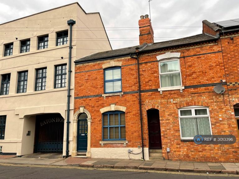 4 bedroom house in Clare Street, Northampton, NN1 (4 bed) (#3013396)