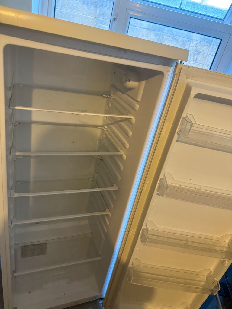 FREE FRIDGE