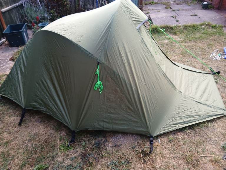 Lightweight 1-2 person tent