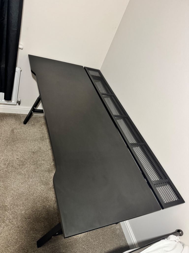 Black Gaming Desk