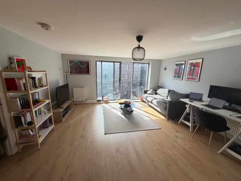 Sublet Available – October 2026 | Commercial Road, East London
