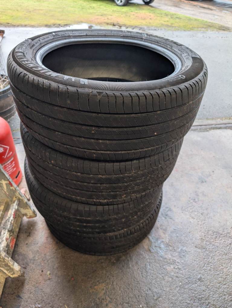 4 Michelin tyres 235/50 R19 