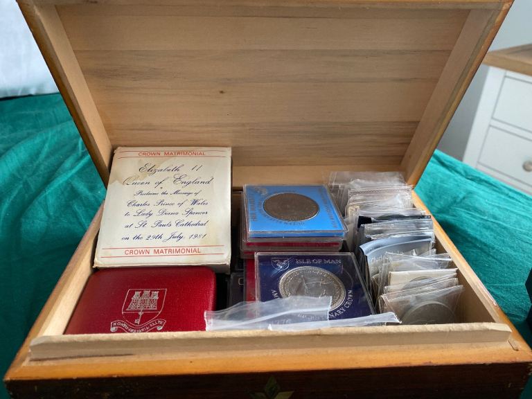 Large coin collection 