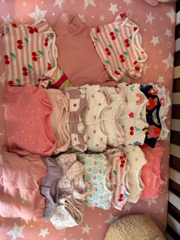 Bundle of baby girls clothes 