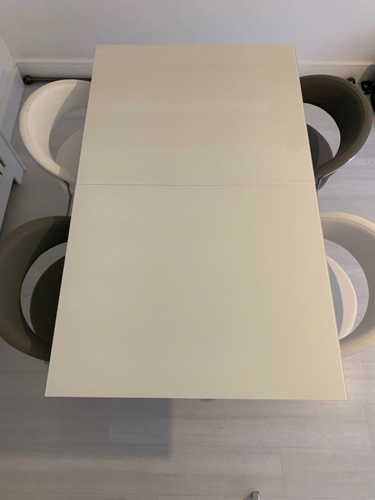 John Lewis White Glass Extendable Table and 4 John Lewis Modern Chairs In VGC