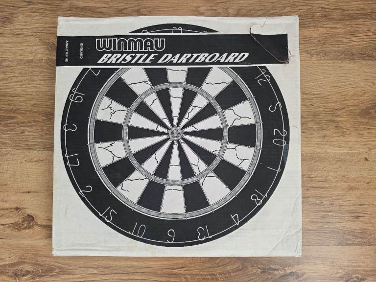 Brand New, Sealed Winmau Bristle Dartboard