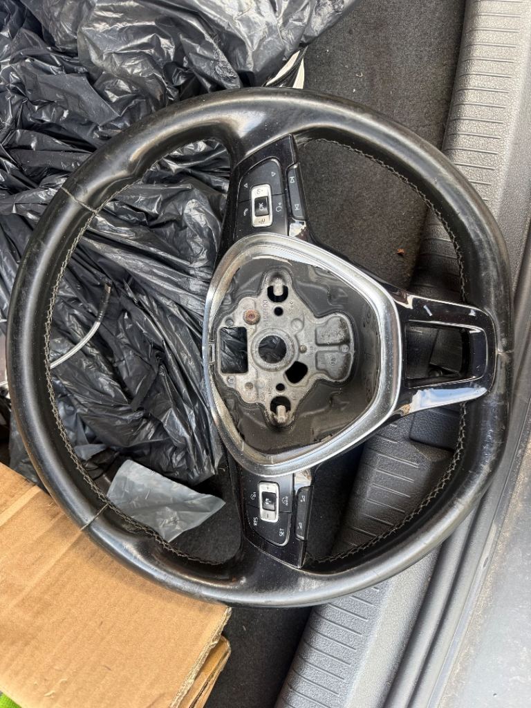 Volkswagen 5G0419091DJMultifunction Steering Wheel