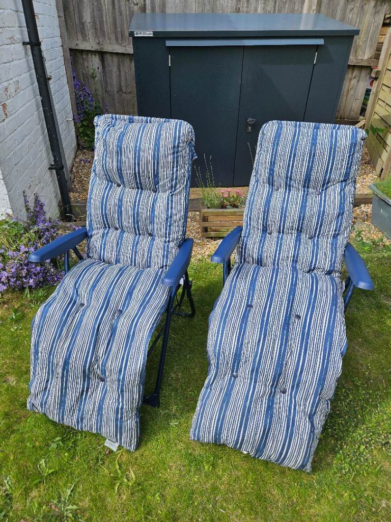 Comfy Sun Lounger Reclining Garden Chair with Cushions x2