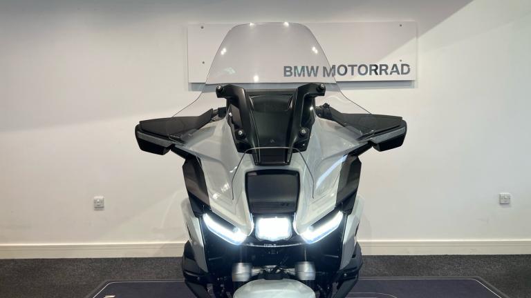 2025 BMW R1300 BMW R1300 RT LE ASA (25MY) TOURER Petrol Manual