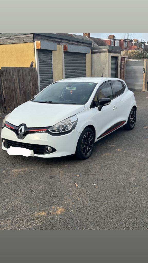 1 owner new driver Renault, CLIO, Hatchback, 2016, Manual, 898 (cc), 5 doors