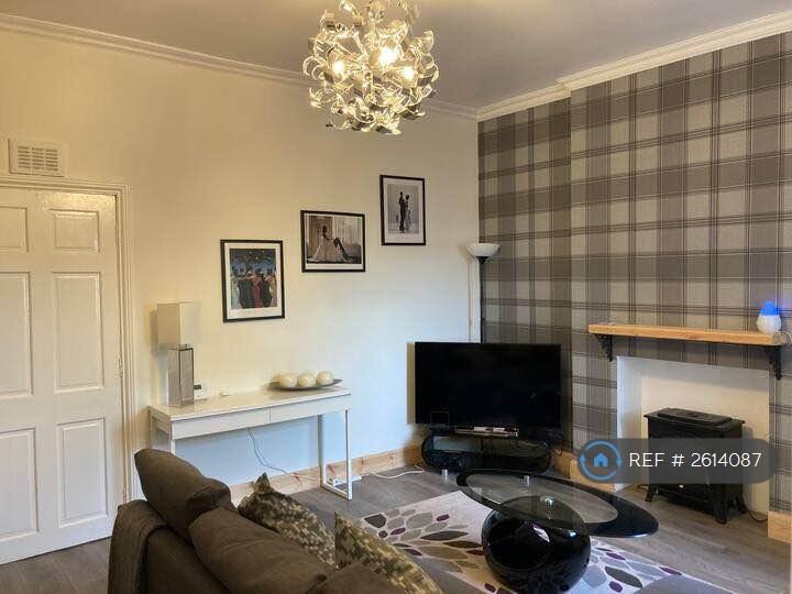 1 bedroom flat in Main Street, Newmills, Dunfermline, KY12 (1 bed) (#2614087)
