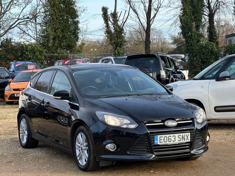 image for  Ford Focus 1.0T EcoBoost Titanium Euro 5 (s/s) 5dr Petrol Manual